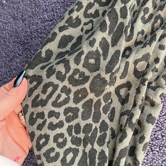 Chaser matching set hoodie size XS and jogger size S - Picture 7 of 7